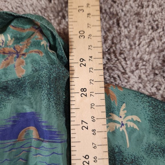 Silk Traders Button Shirt Mens Medium 100% Silk Short Sleeve Hawaiian Pocket - Picture 5 of 14
